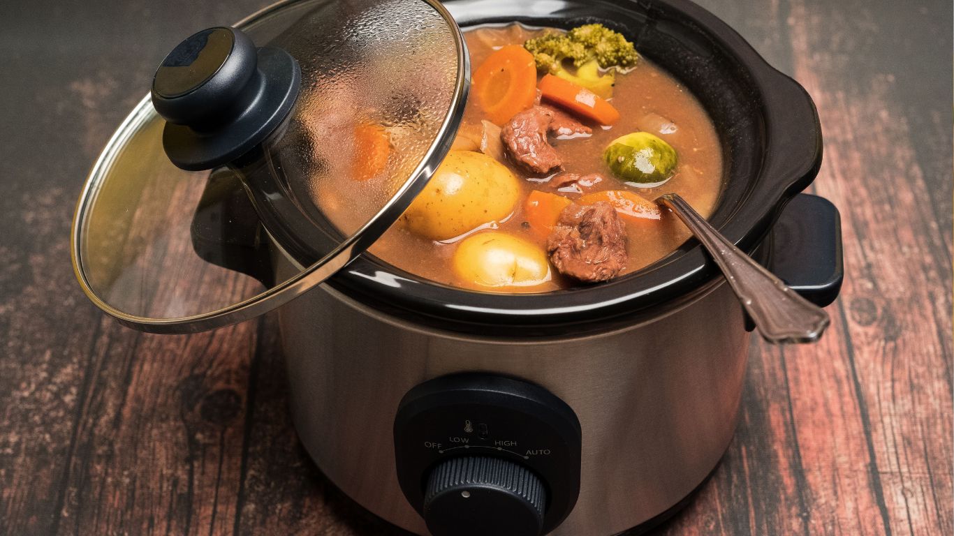 5 Low-Calorie Slow Cooker Recipes for Busy Weeknights