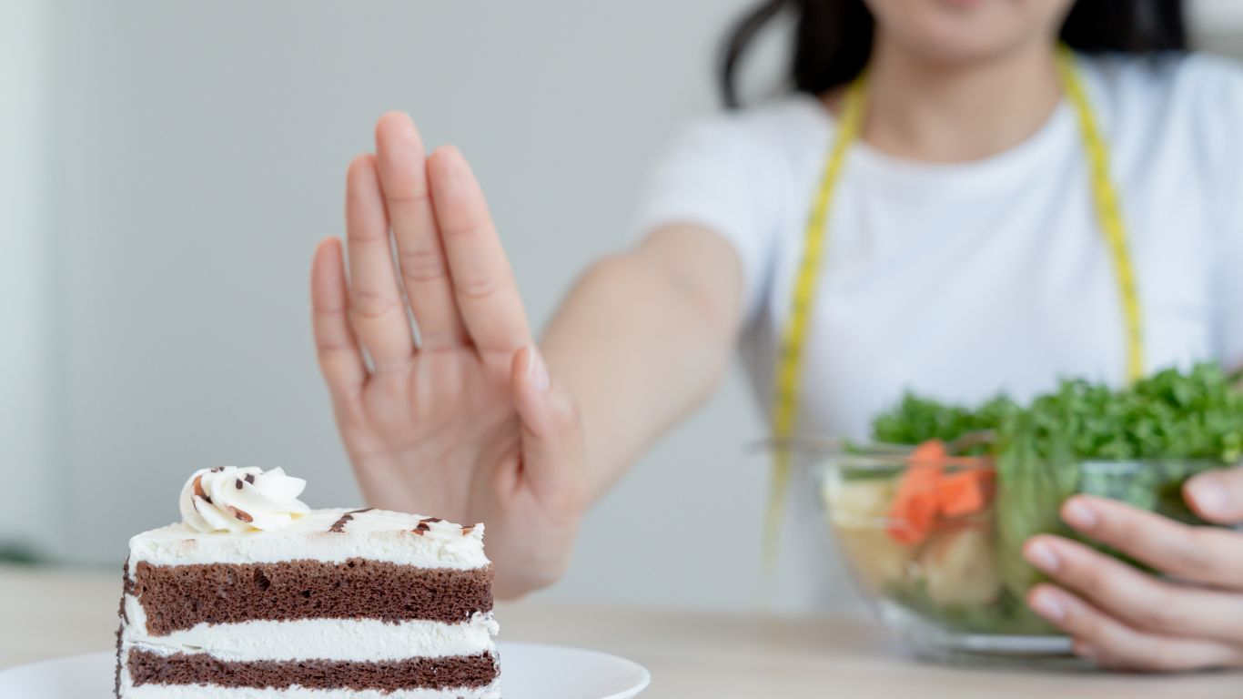 How to Avoid Weight Loss Plateaus on a Low Calorie Diet 7 Science Backed Strategies